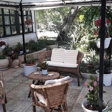 Гостевой дом Paradiso In Campagna 3*